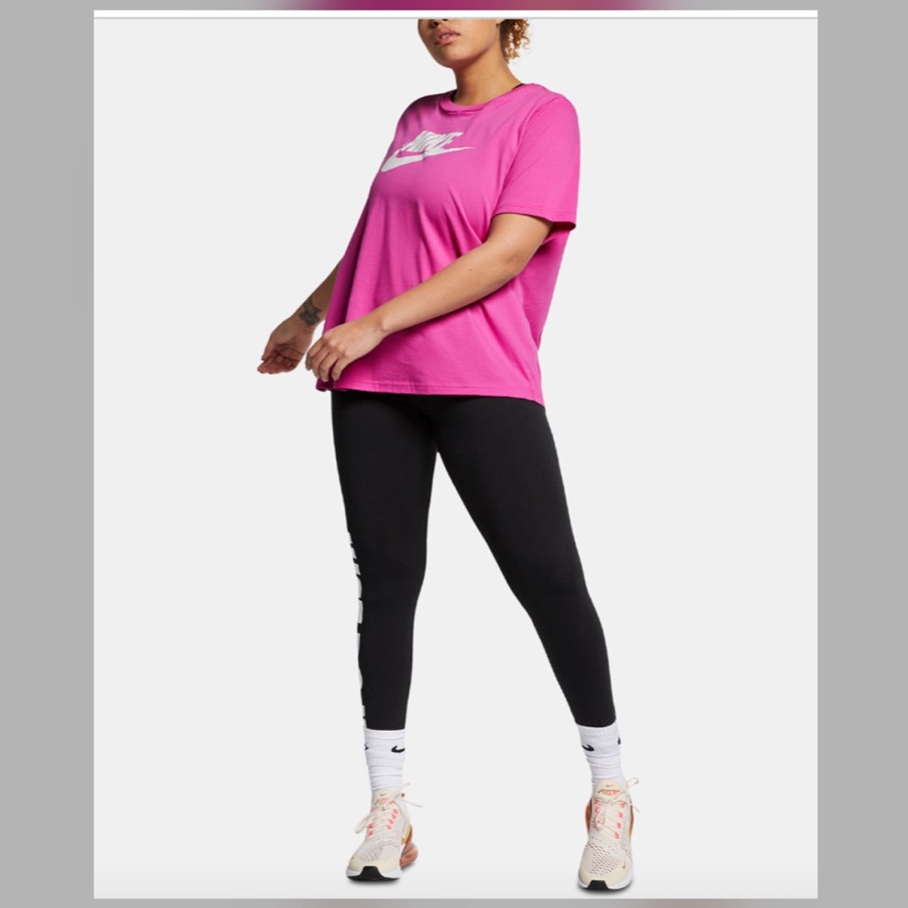 🌸Nike plus size shirt🌸 - Picture 1 of 7